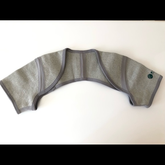 π₯πHOST PICK ππ₯ NEW Unique Shoulder Neck area Warmer - Picture 1 of 7